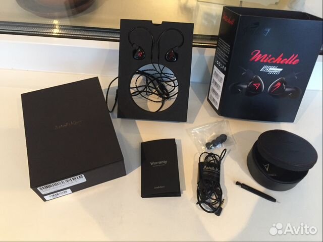Арматурные наушники Astell&Kern Michelle