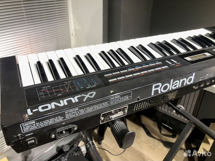 Синтезатор Roland Alfa Juno-1