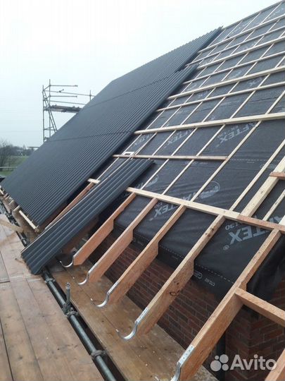 Бригада строителей