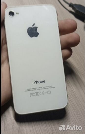 iPhone 4S, 32 ГБ