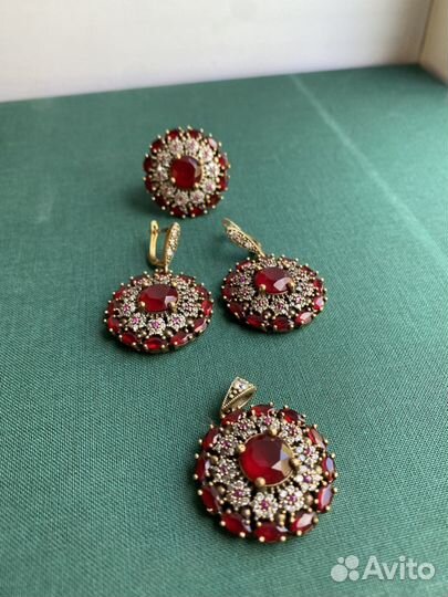 Серебряные серьги, кулоны, кольца