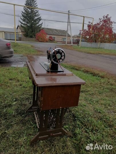 Швейная машинка