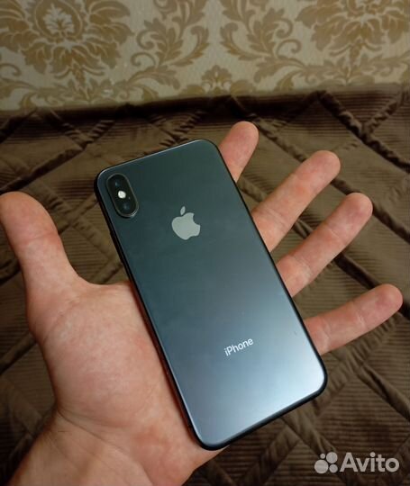 iPhone X, 64 ГБ