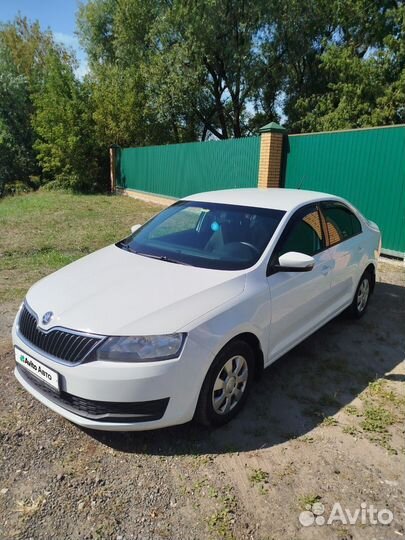 Skoda Rapid 1.6 МТ, 2018, 198 000 км