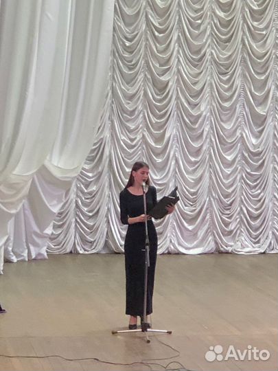 Педагог по музыкальным дисциплинам