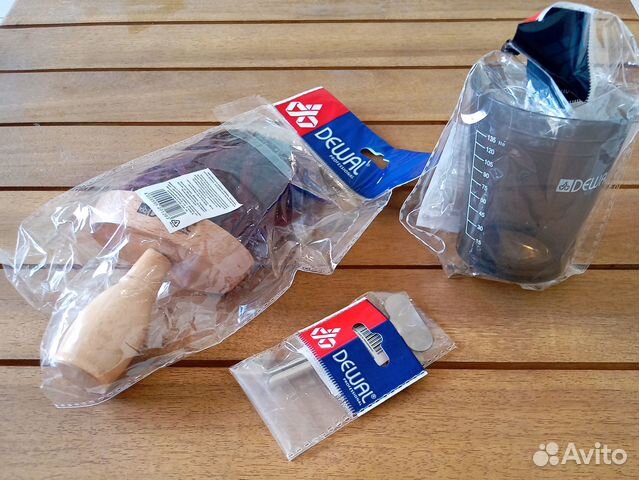 Мерный стакан, щетка сметка, ключ для краски новое