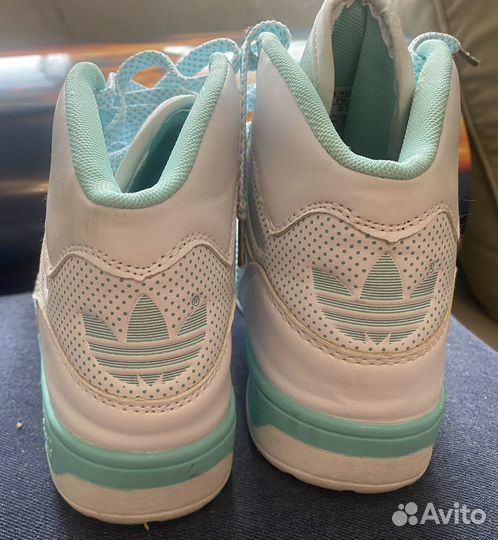 Кроссовки adidas 38