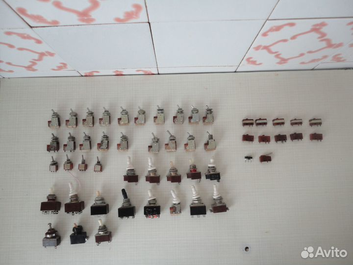 Переключатели,микрики времён СССР 50 штук-лот 110