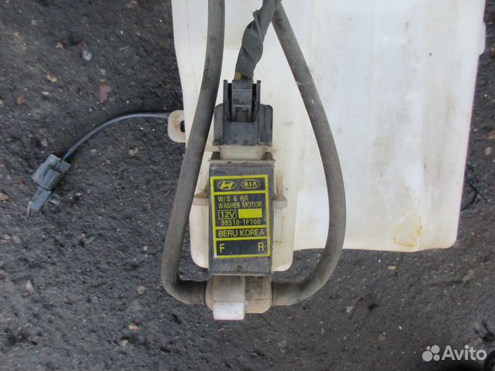 Бачок омывателя Kia Ceed ED 986201H200