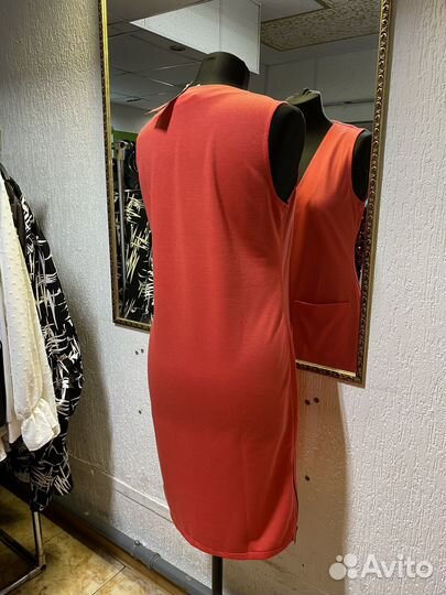 Платье женское коралловое 46