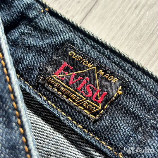 Мужские джинсы evisu