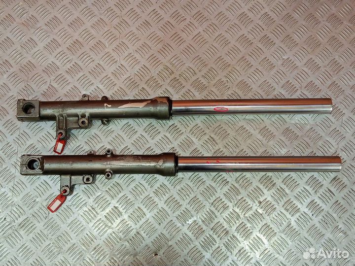 Перья вилки Kawasaki ZRX400