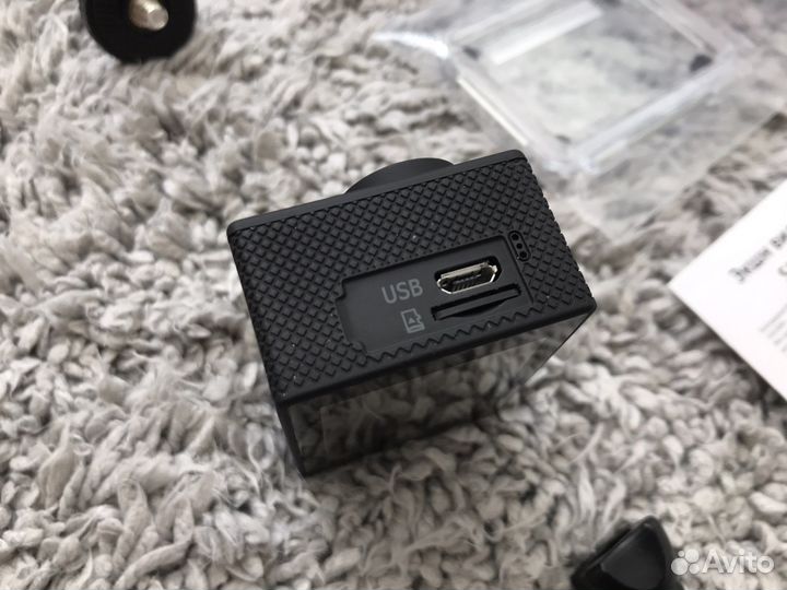 Sjcam s4000+16gb+доп зарядка+2 аккумулятора