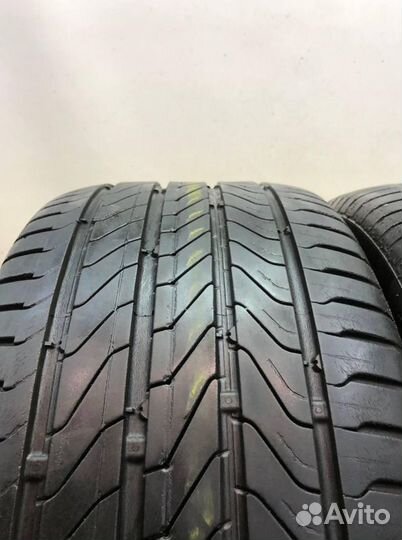 Continental ContiUltraContact UC6 235/45 R17 98W