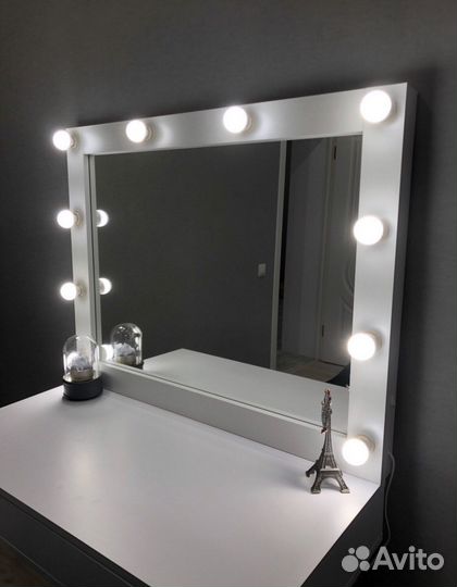 Зеркало с подсветкой. Новое