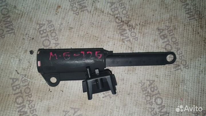 Демпфер бардачка Mazda 6 GH мазда