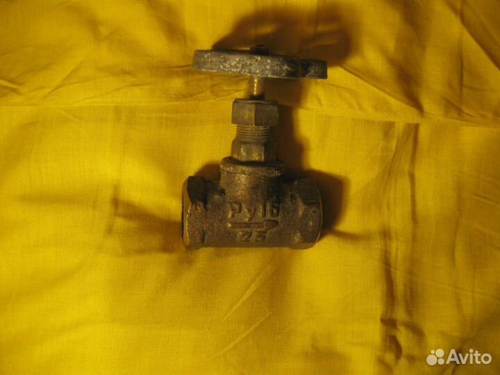 Новый латунный вентиль