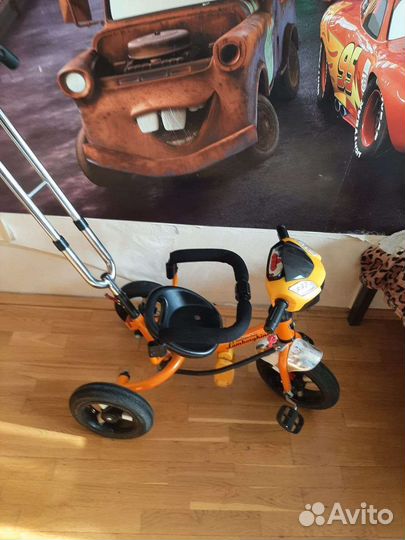 Трехколесный велосипед