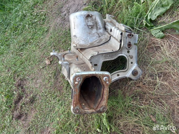 Лонжерон передний левый, правый Ford Focus 2