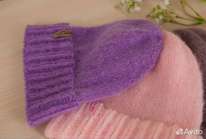 Шапки вязаные из пряжи класса люкс