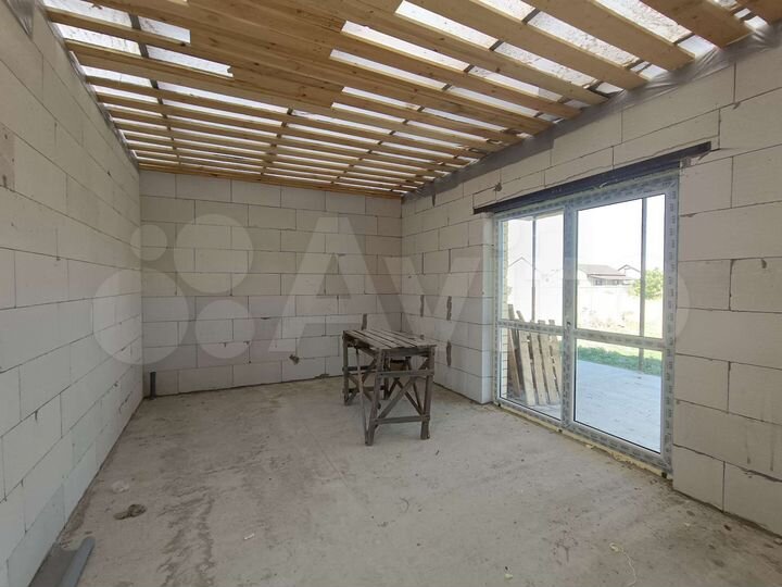 Дом 65 м² на участке 5 сот.