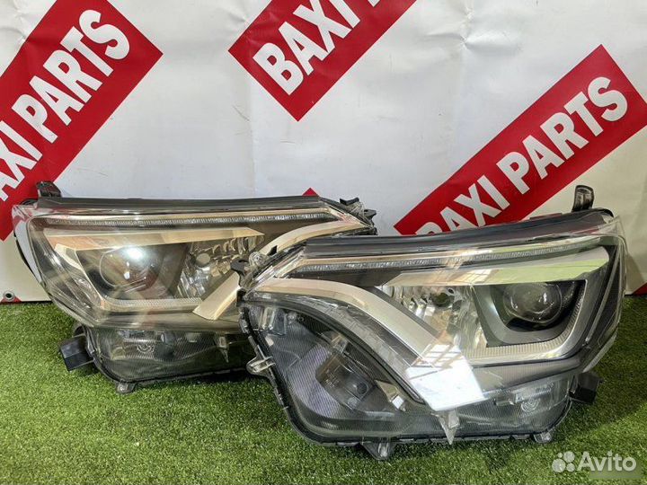 Фара LED левая Toyota Rav4 CA40