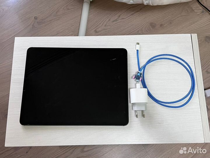 Продам iPad Pro 12,9',3 поколения, Wi-Fi+Cellular