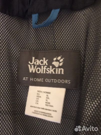 Куртка. Jack Wolfiskn