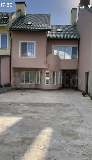 Таунхаус 210 м² на участке 3 сот.