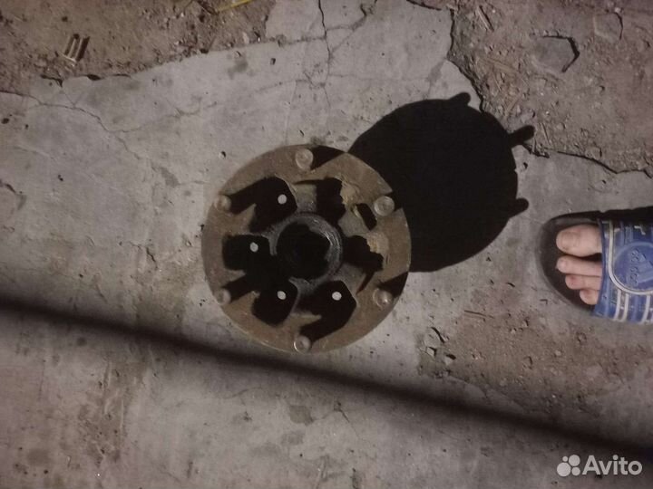 Продам ступицы