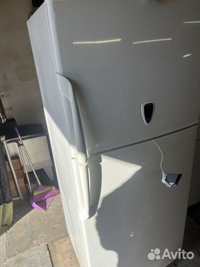 Холодильник daewoo