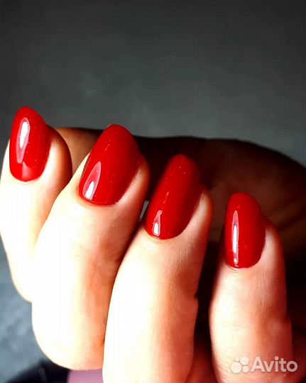 Маникюр педикюр