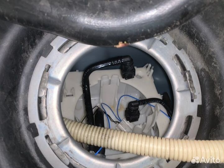 Бак топливный Bmw 5 F10 N52B30 2010