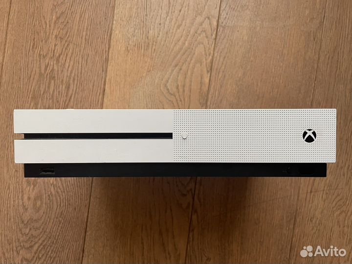 Xbox One S 500 gb