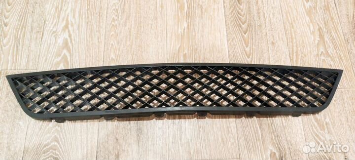 Решетка в капот Mercedes-Benz V -Class W639