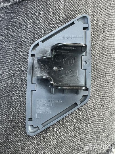 Заглушка форсунки омывателя фары левая BMW E90