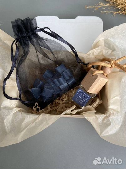 Подарочный бокс