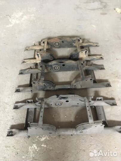 Подрамник задний Рено Дастер