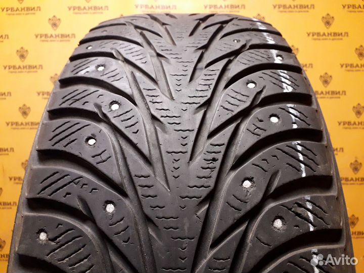 Yokohama Ice Guard Stud IG55 215/55 R17