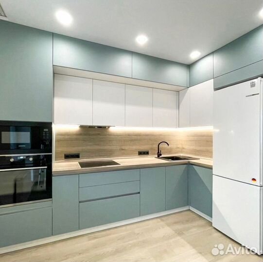 Кухня с островом на заказ