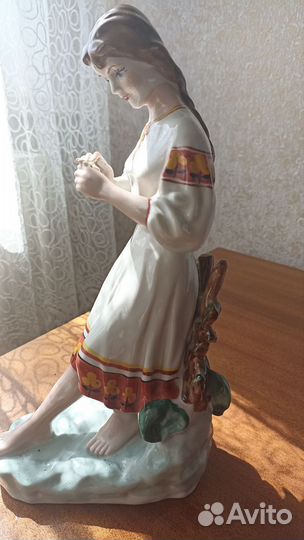 Фарфоровая статуэтка СССР