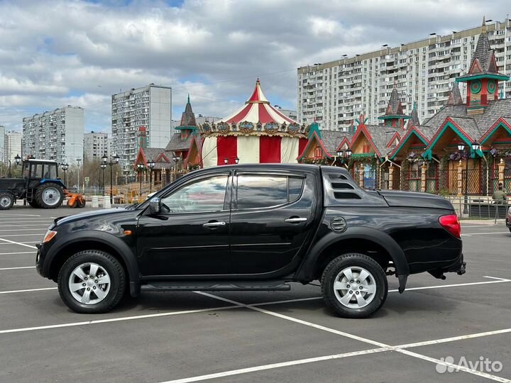 Mitsubishi L200 2.5 AT, 2008, 260 000 км