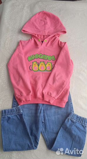 Кофты для девочки 104 110