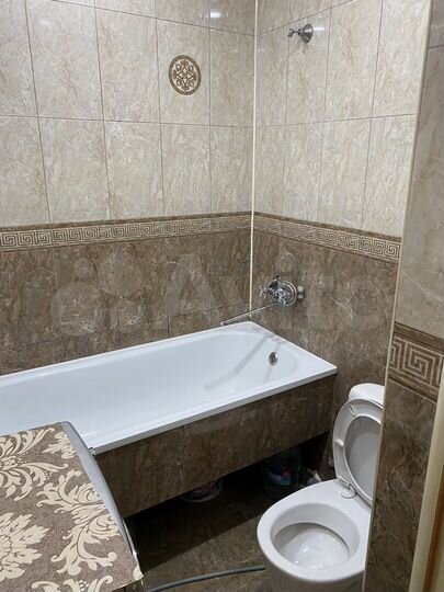 2-к. квартира, 65 м², 5/5 эт.