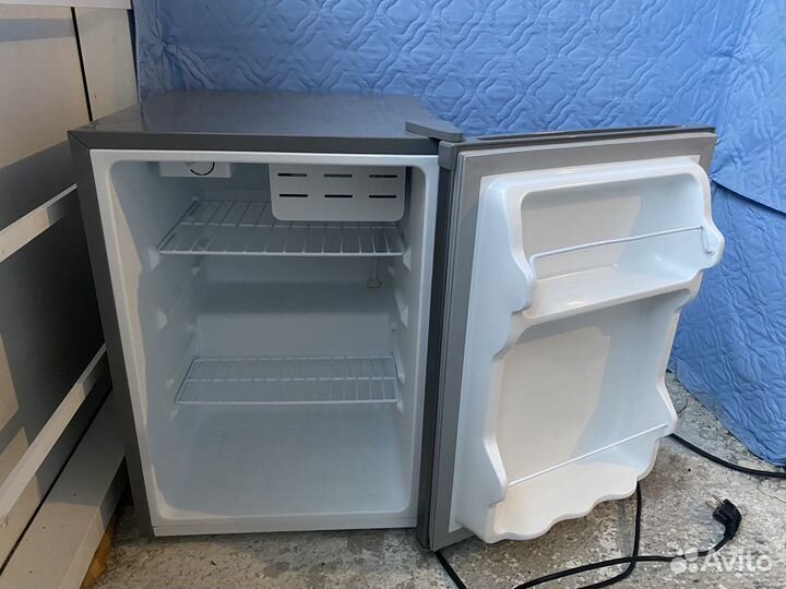 Холодильник бу маленький