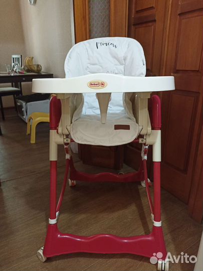 Стульчик для кормления