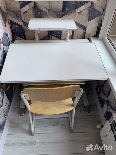 Растущая парта со стулом