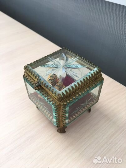 Старая шкатулка