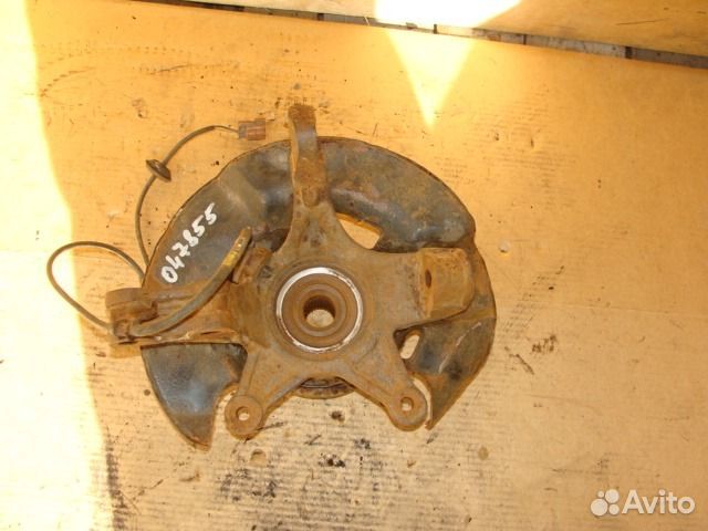 Поворотные кулаки передние Acura mdx 02г