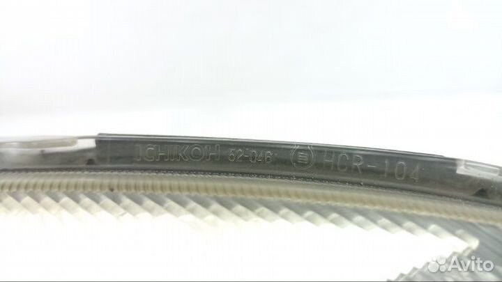 Фара правая Toyota Vitz SCP10